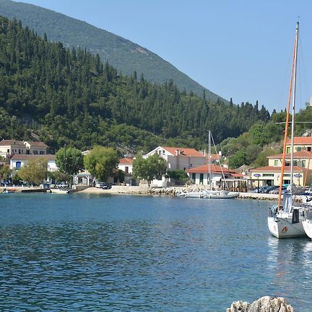 Aristotelis Apartments Frikes Екстериор снимка