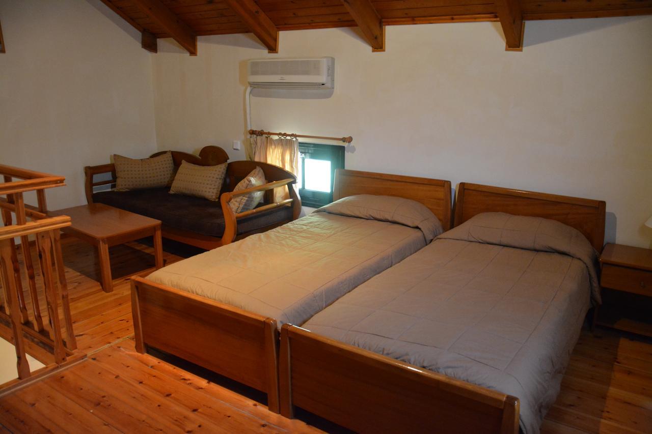 Aristotelis Apartments Frikes Екстериор снимка